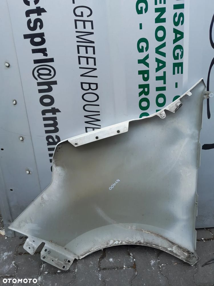 Błotnik prawy Nissan NV400 10- - 6