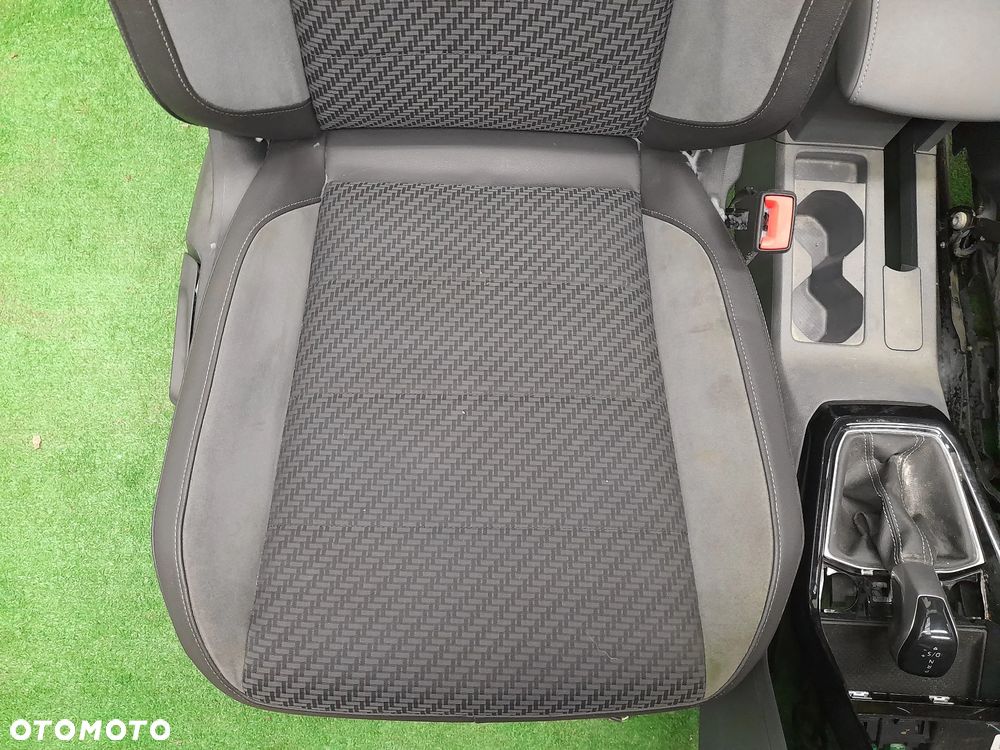 VW T-CROSS 20R R-LINE TAPICERKA SKORA FOTELE FOTEL BOCZEK - 7
