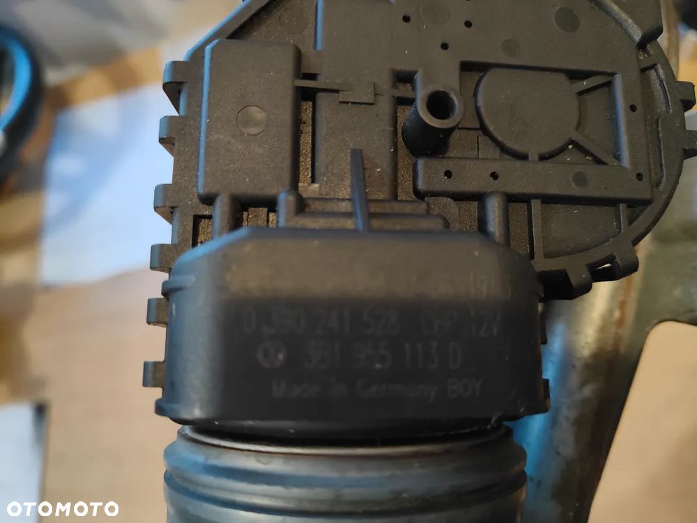 Mechanizm wycieraczek przód Volkswagen Passat B5 0390241528 - 5