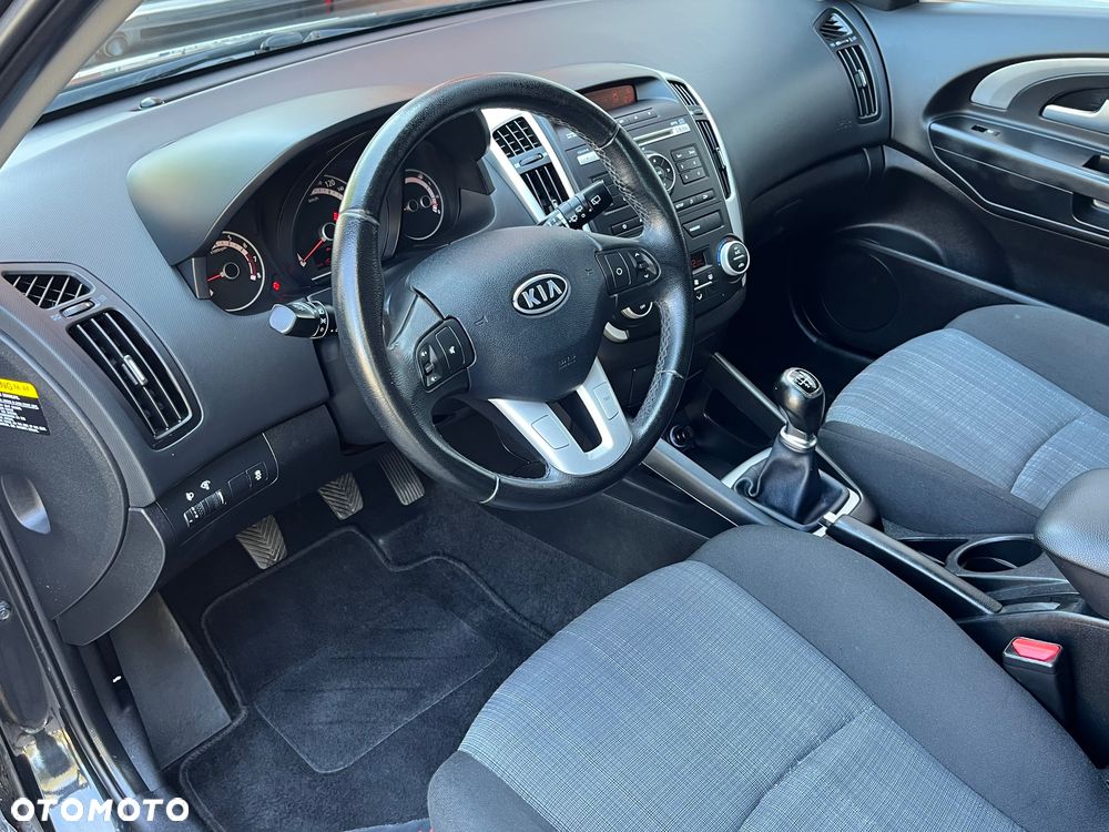 Kia Ceed 1.4 CVVT Spirit - 18