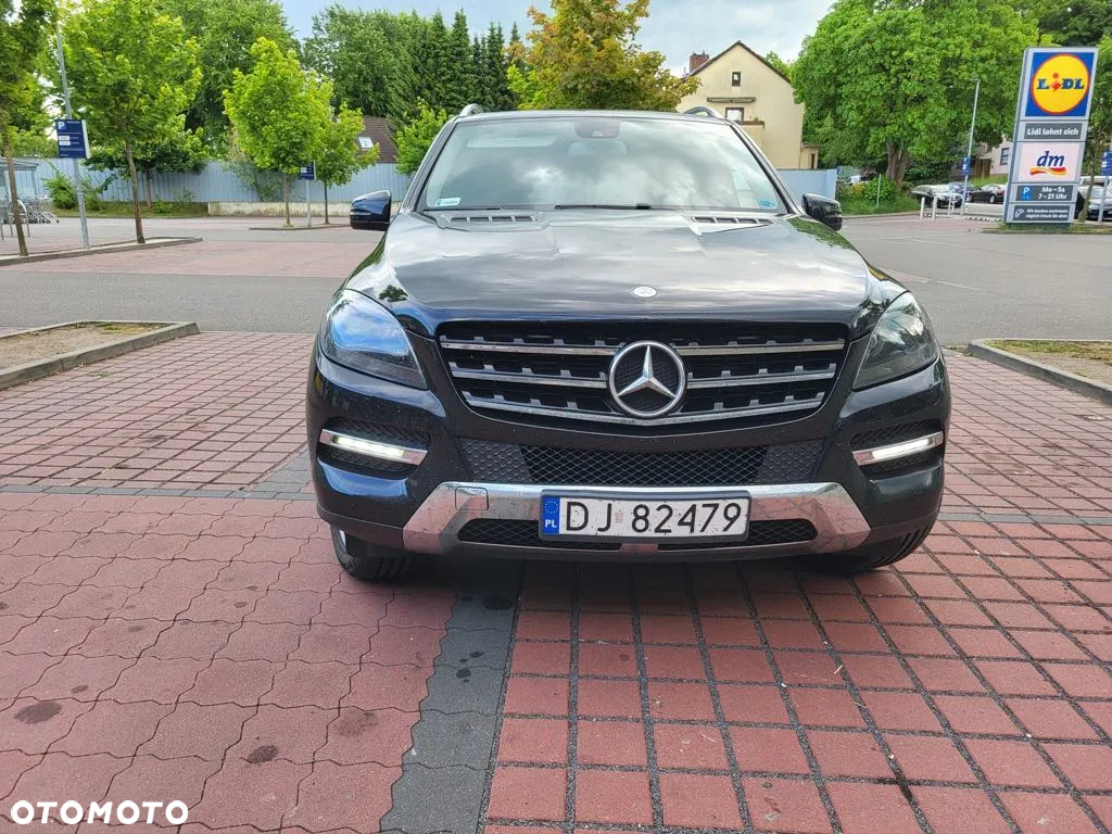 Mercedes-Benz ML 350 4MATIC (BlueEFFICIENCY) 7G-TRONIC - 3