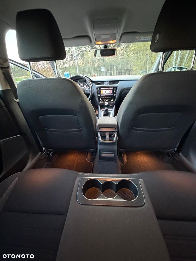 Skoda Octavia 1.6 TDI SCR Active - 19