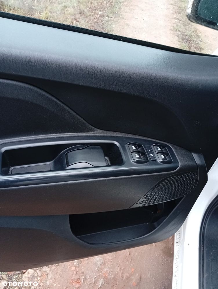 Fiat Doblo - 13
