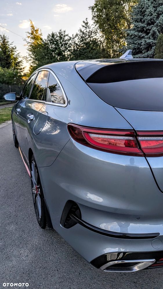 Kia ProCeed - 12