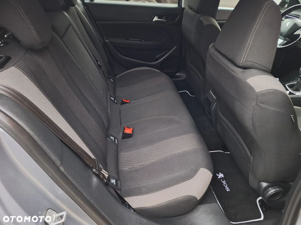 Peugeot 308 BlueHDi 120 Stop & Start Allure - 29