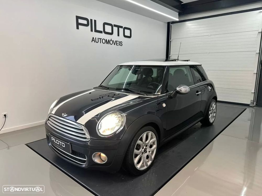 MINI 3 Portas Cooper D - 1