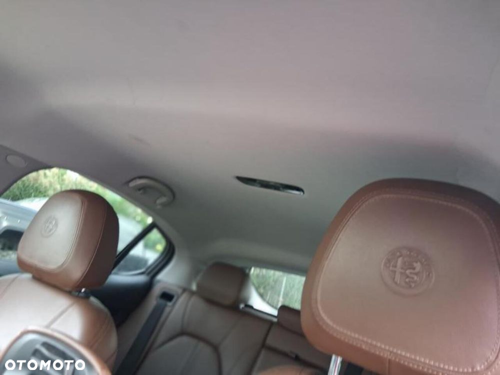 Alfa Romeo Stelvio - 34