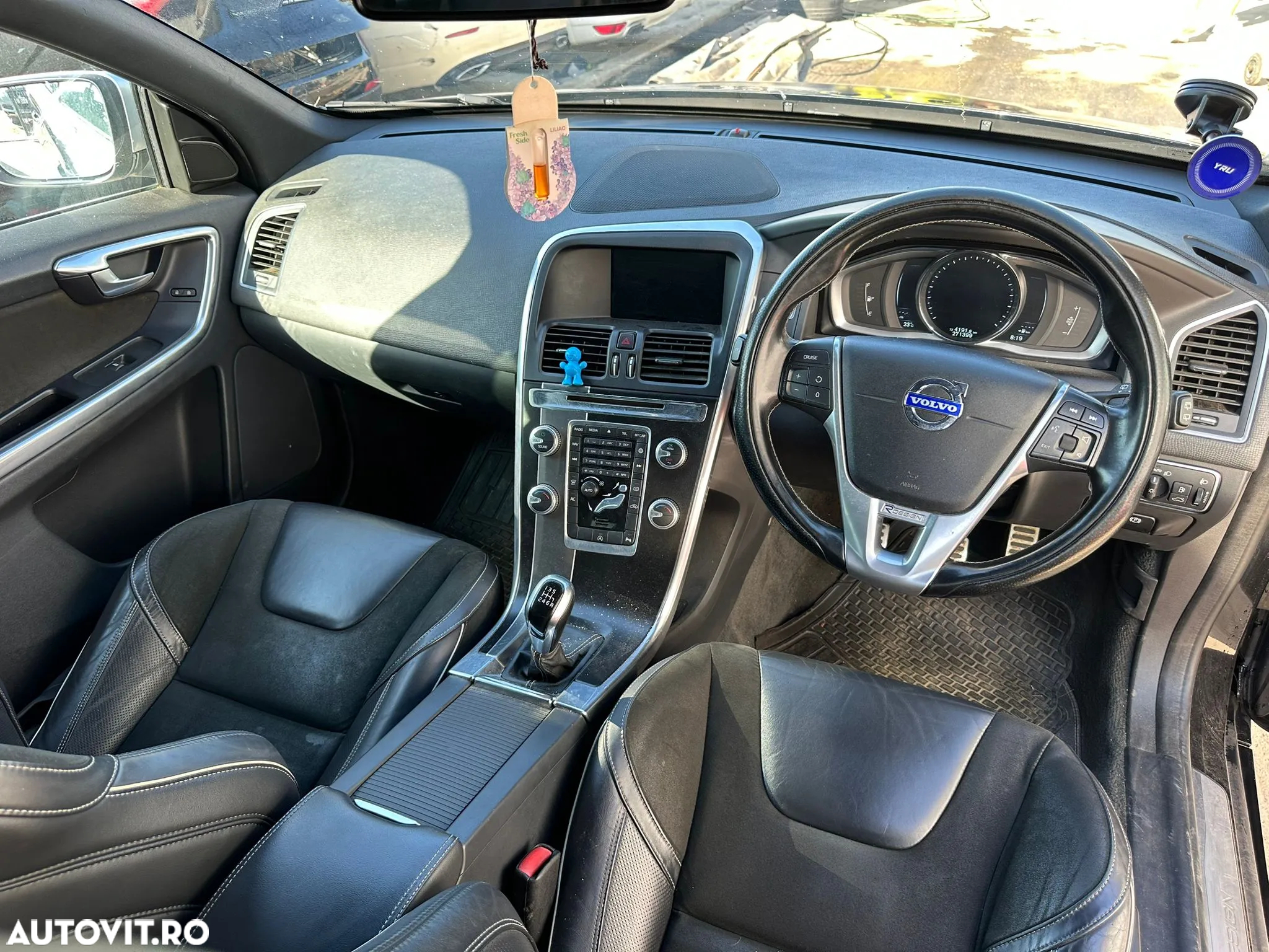 Dezmembrari Volvo XC60 R-Design 2.0 Diesel - 6