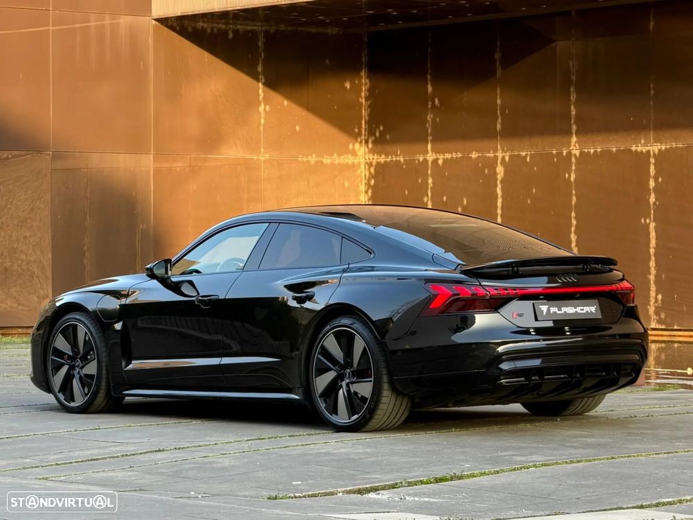 Audi e-tron GT quattro - 48