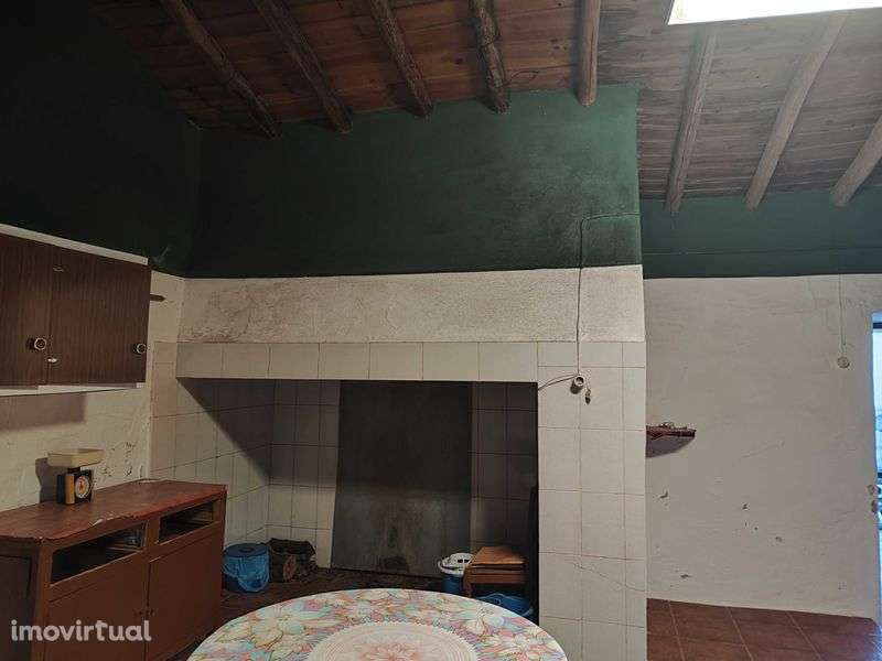 Duas Moradias com quintal - Grande imagem: 5/12