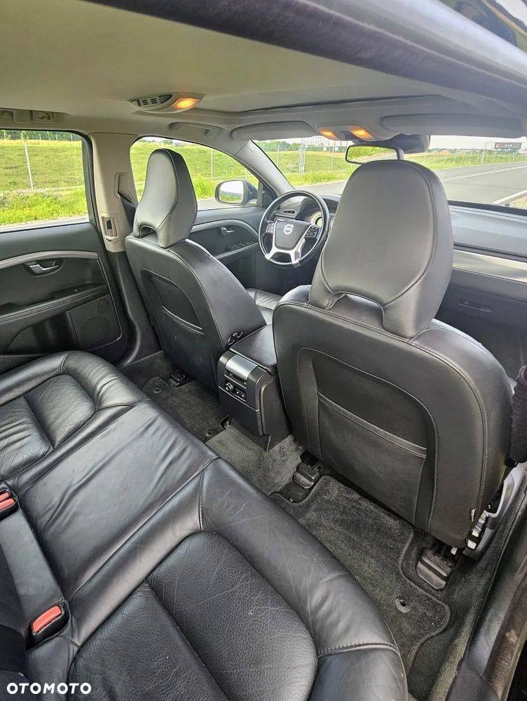 Volvo V70 D2 Summum - 12