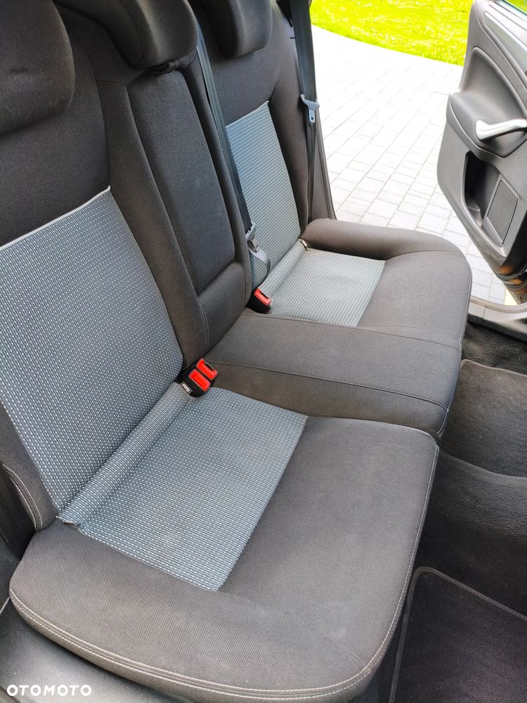 Ford Mondeo 2.0 Titanium - 10
