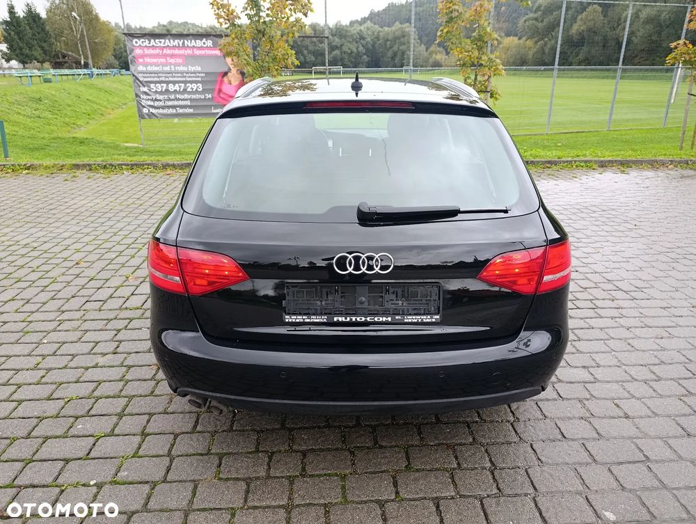 Audi A4 Avant 2.0 TDI DPF Ambiente - 9