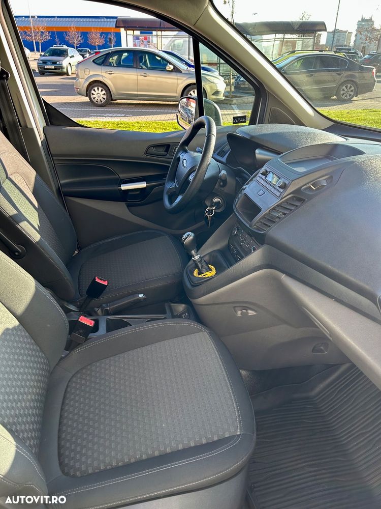 Ford Transit Connect - 7