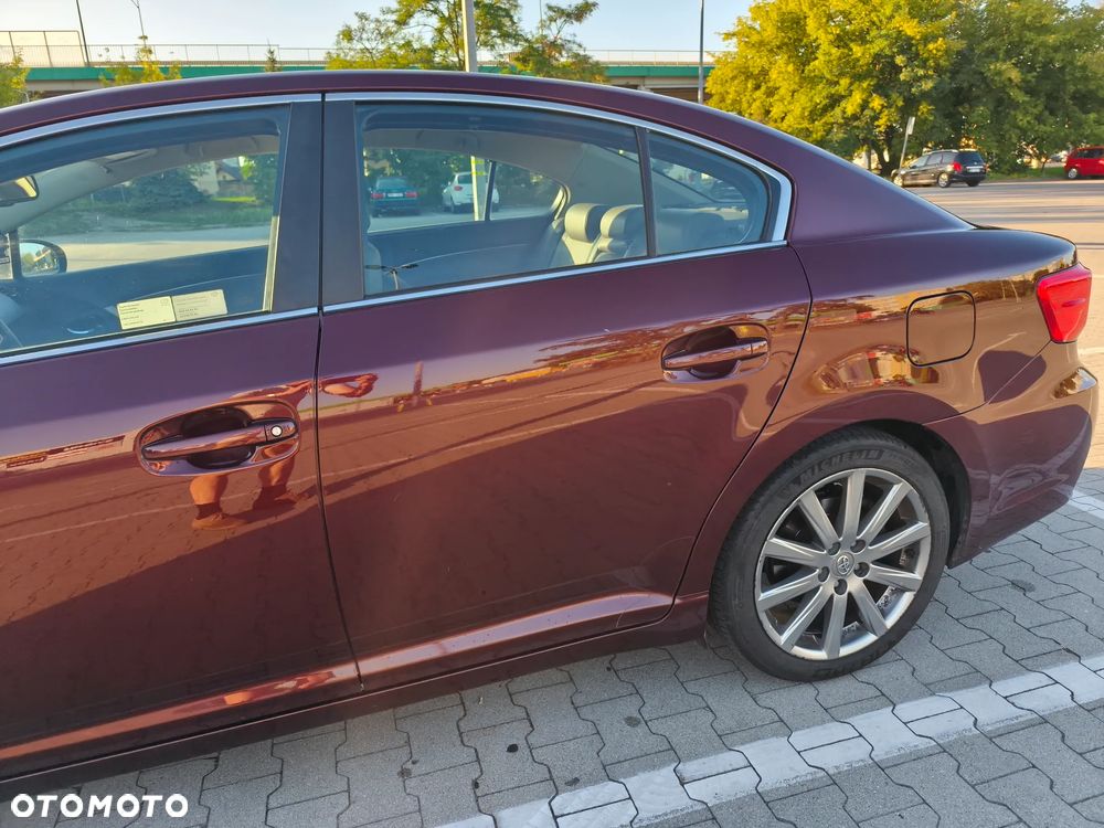 Toyota Avensis 2.0 Prestige MS - 17
