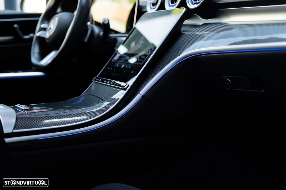 Mercedes-Benz C 220 d 9G-TRONIC AMG Line - 33