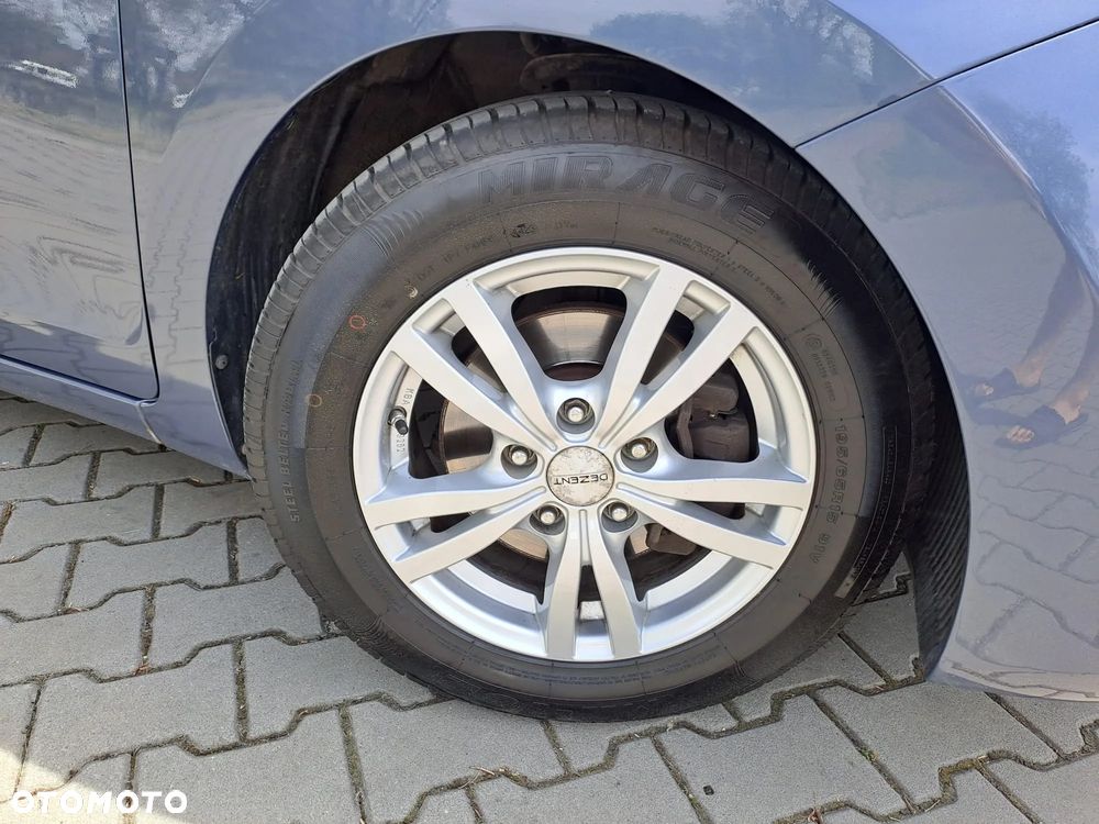 Hyundai i30 1.6 Premium - 24