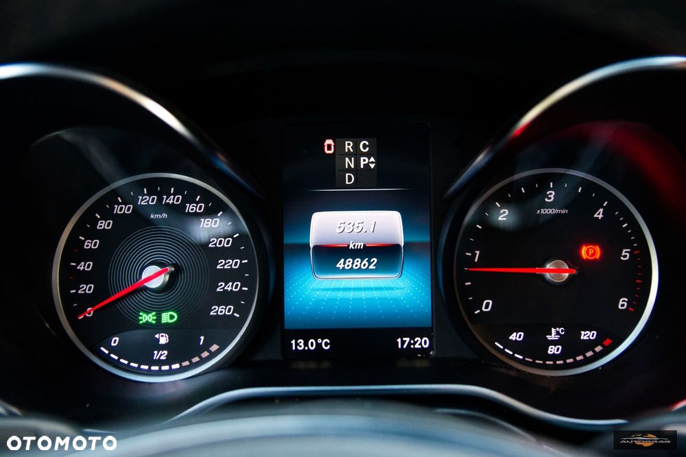 Mercedes-Benz Klasa V 300 d 4-Matic 9G-Tronic - 18