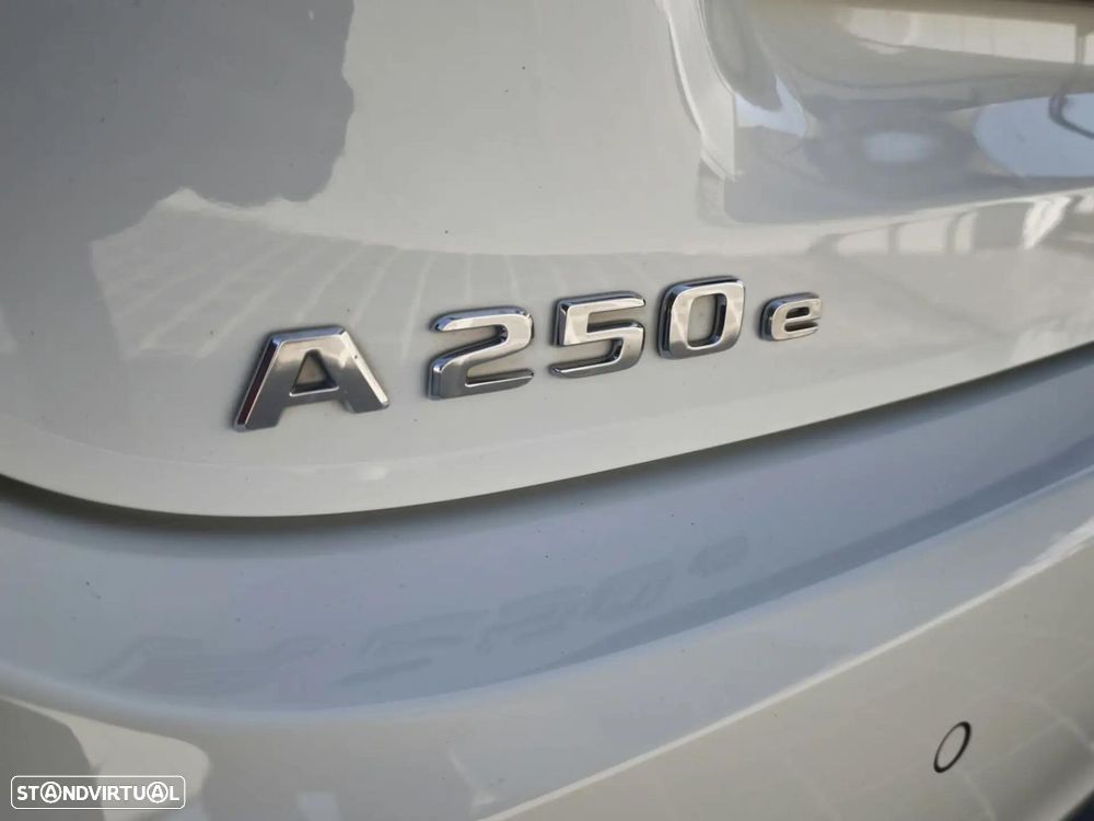 Mercedes-Benz A 250 e 8G-DCT Progressive Advanced - 11