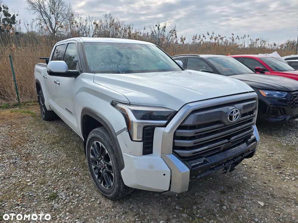 Toyota Tundra - 3