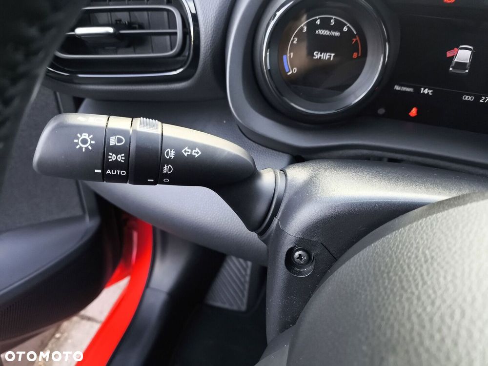 Toyota Yaris 1.5 Premiere Edition - 26
