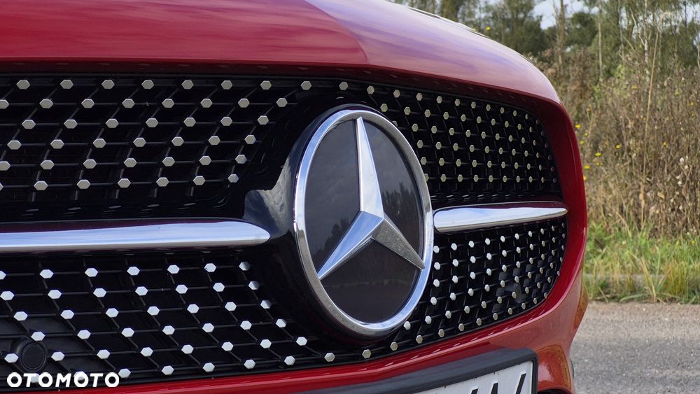 Mercedes-Benz A-Class 2018 photo 5