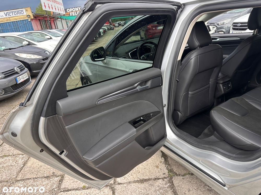 Ford Mondeo 2.0 EcoBlue Business Edition - 22