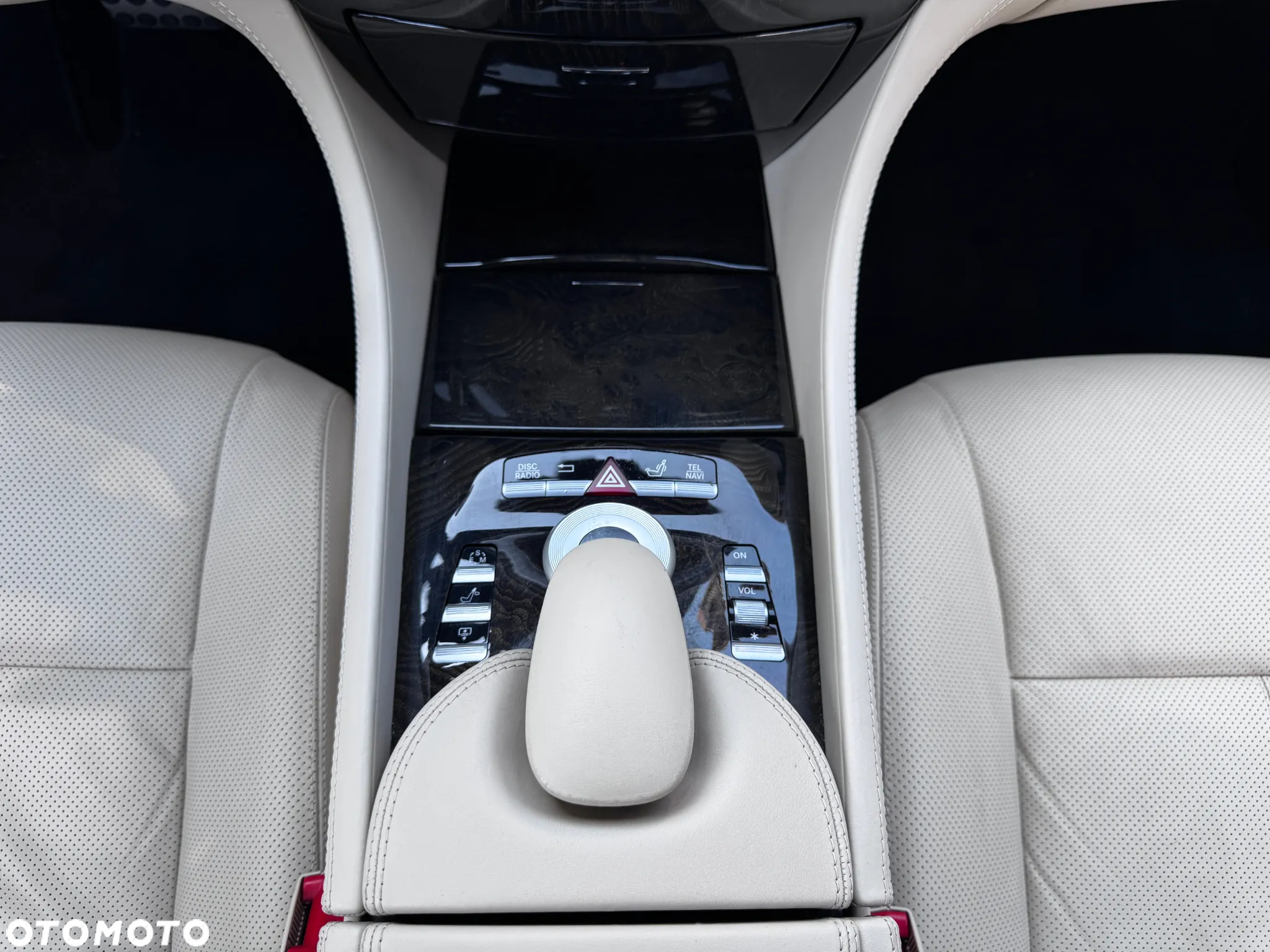 Mercedes-Benz CL 500 4-Matic BlueEff - 36