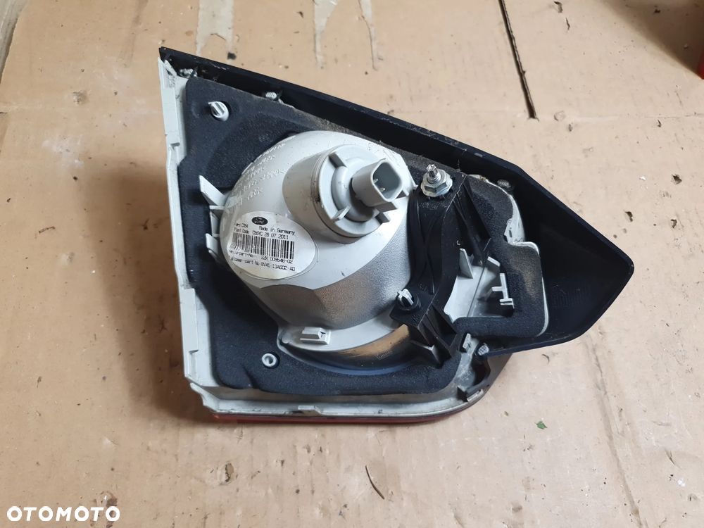 LAMPA PRAWA TYŁ TYLNA W KLAPĘ FORD KUGA MK1 08-13R - 7