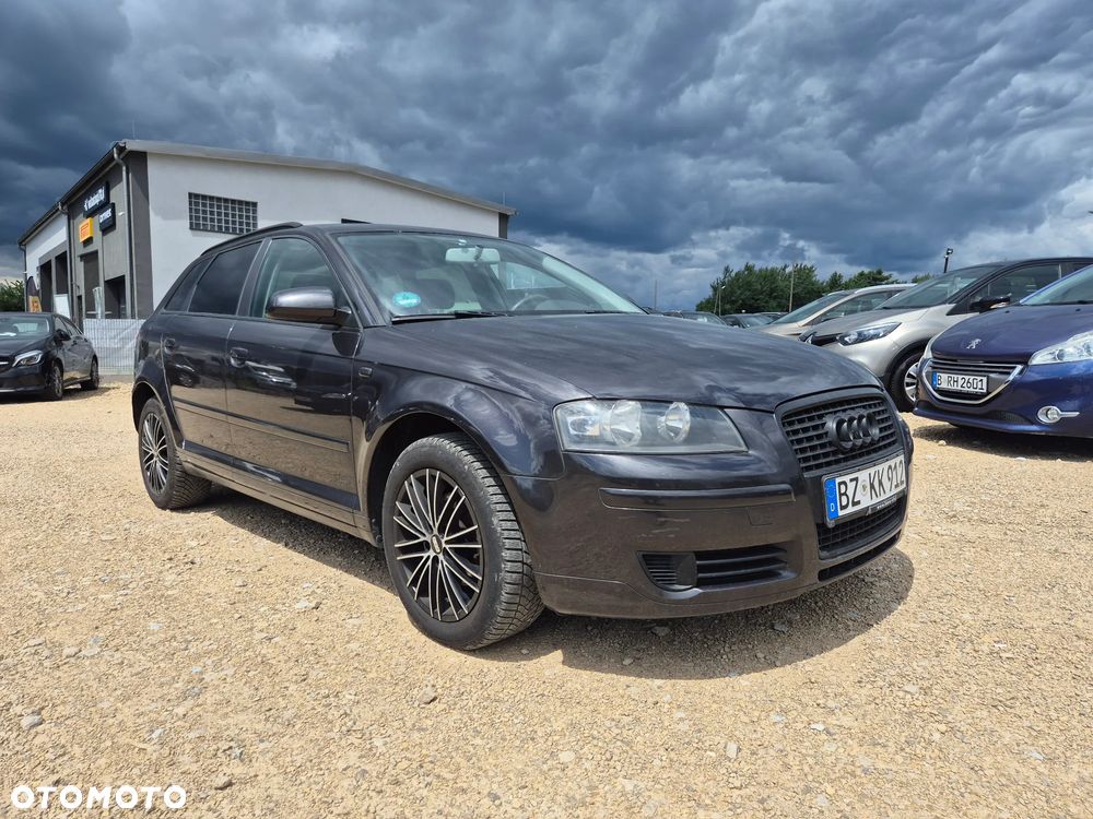 Audi A3 Sportback 1.9 TDI Attraction - 2
