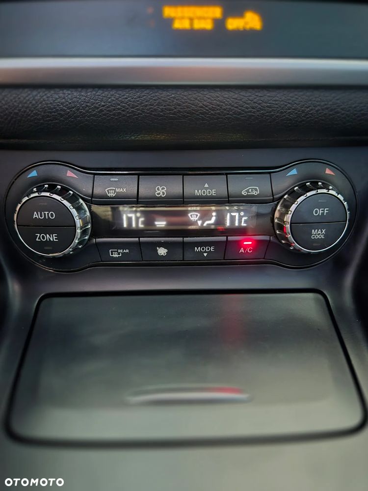 Mercedes-Benz CLA 250 4-Matic - 15