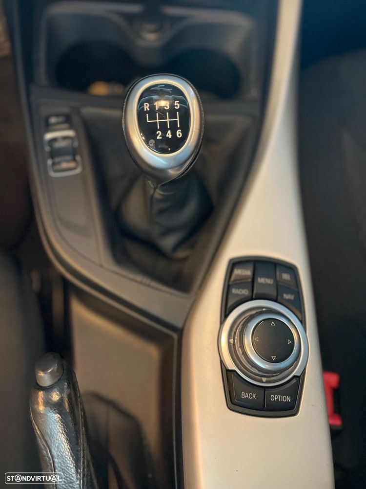 BMW 116 d - 12