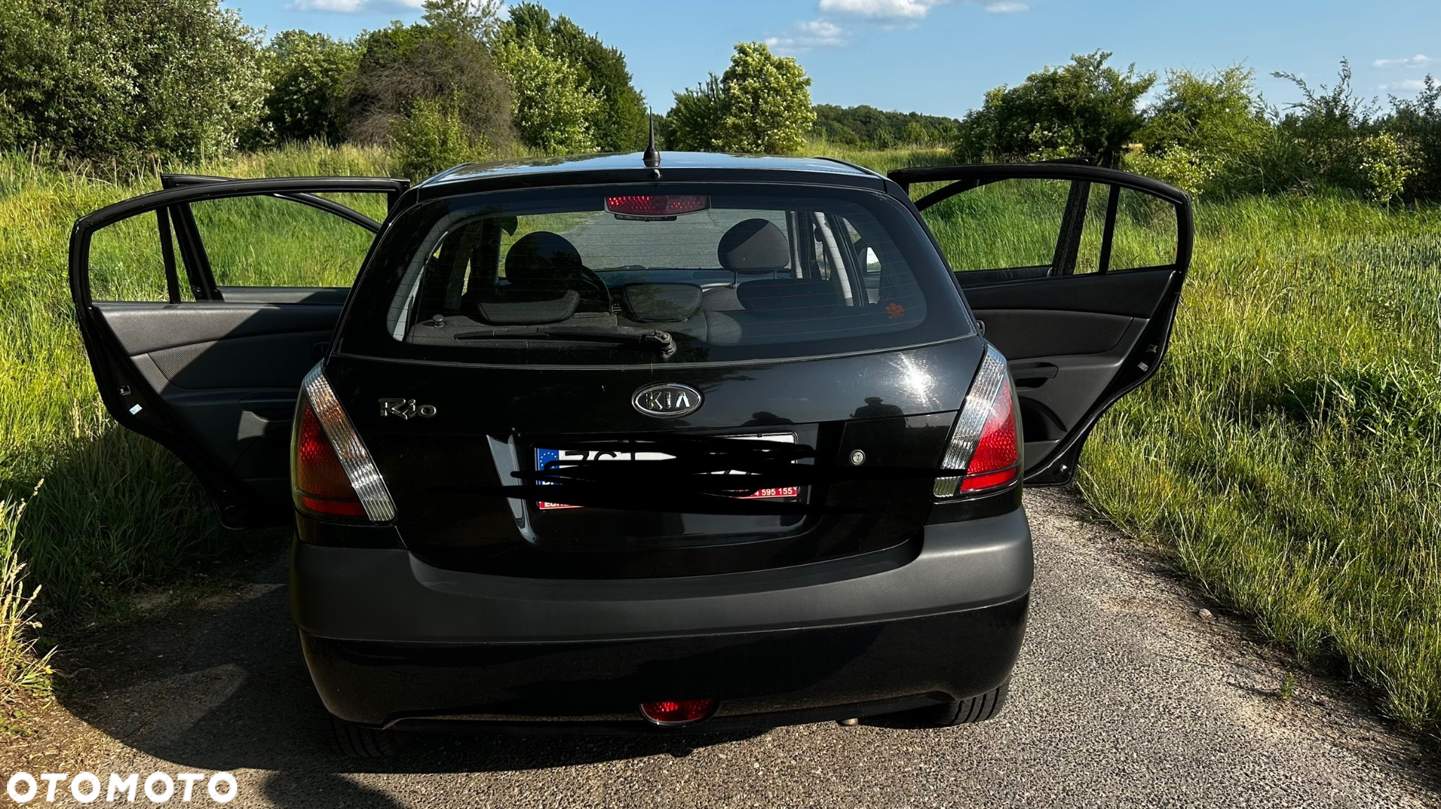 Kia Rio 1.4 Comfort - 2
