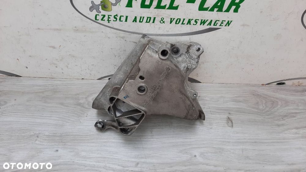 VW AUDI SEAT SKODA ŁAPA MOCOWANIE SILNIKA 04E199275 - 2