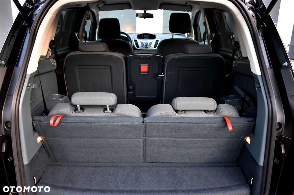Ford Grand C-MAX 1.6 Titanium - 21