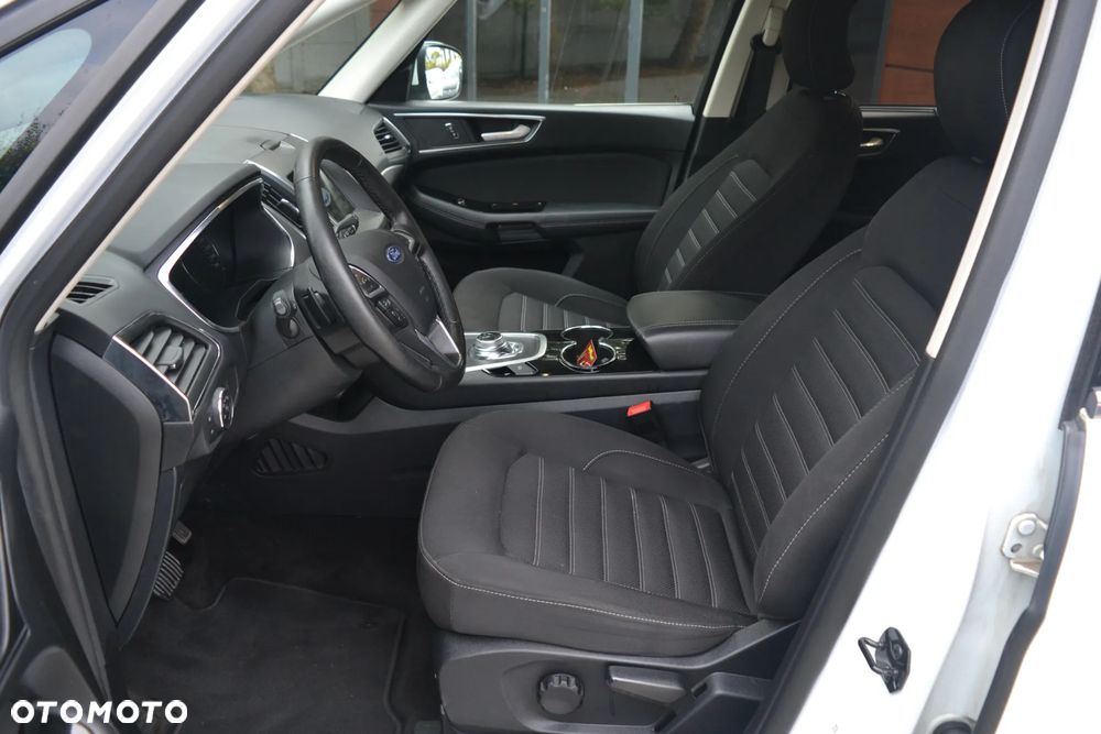 Ford Galaxy - 15
