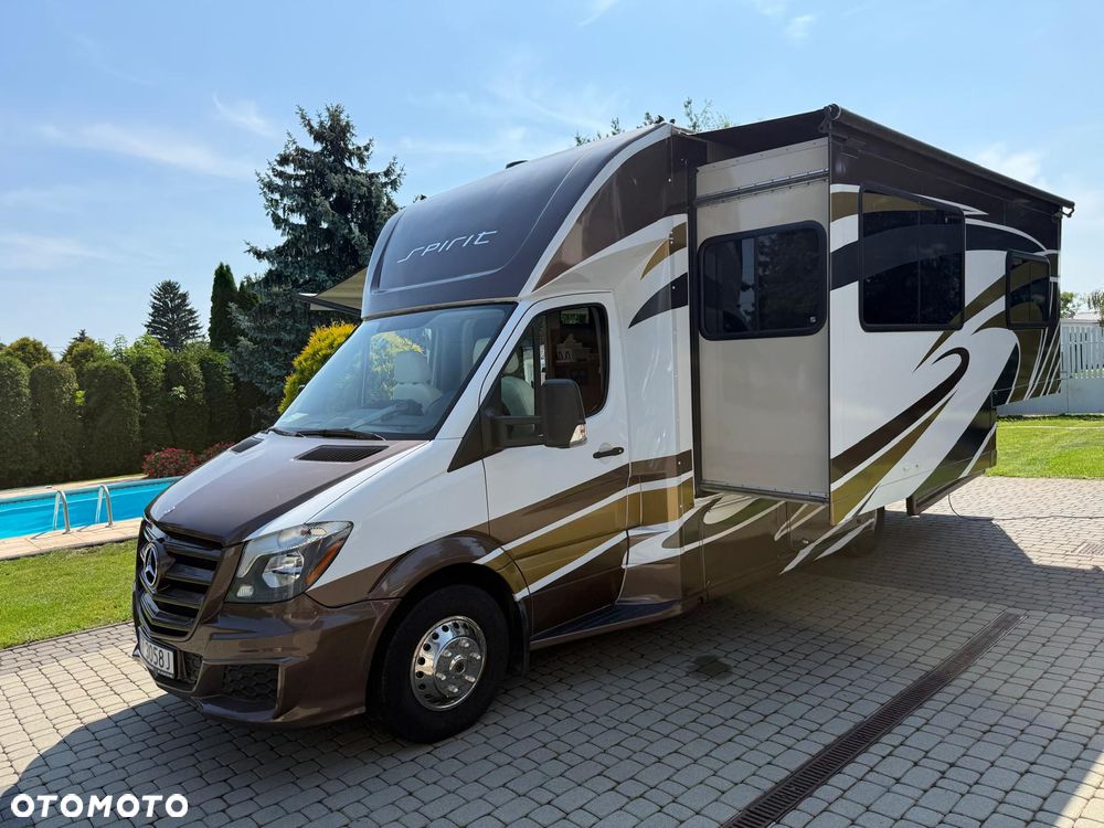 Mercedes-Benz Sprinter - 4