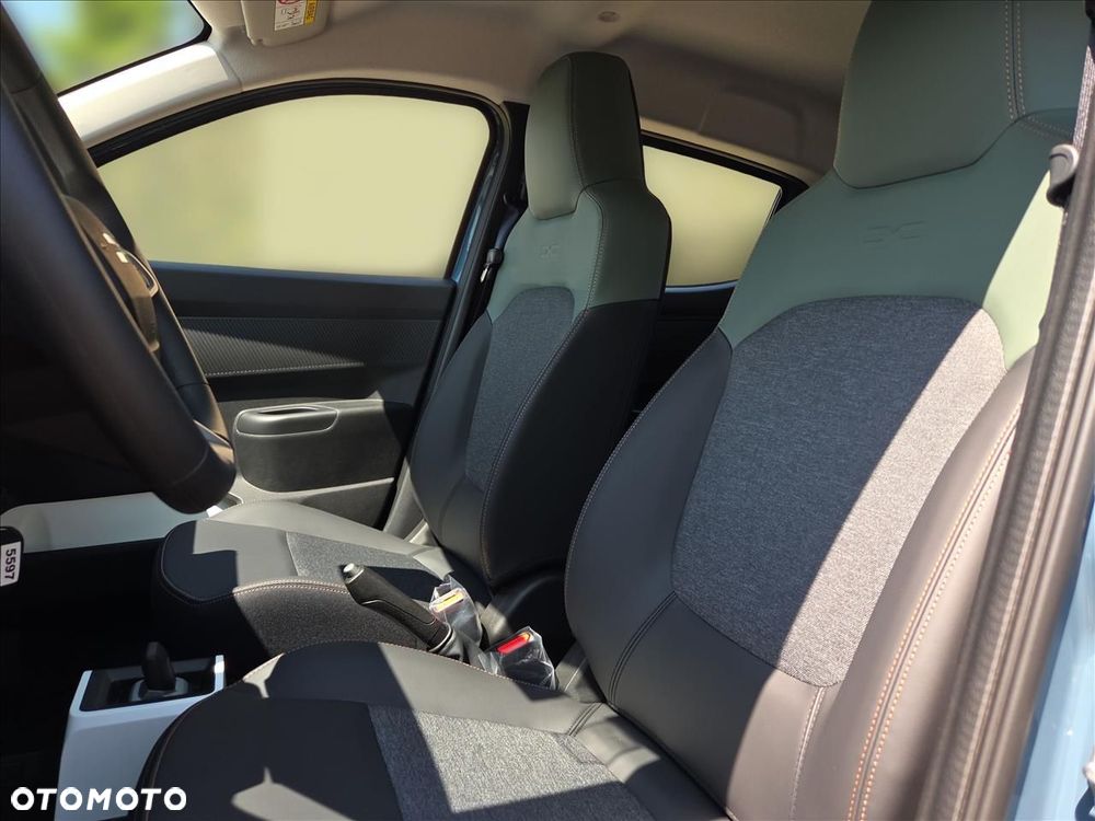 Dacia Spring Electric 24.3kWh 100 Extreme - 7
