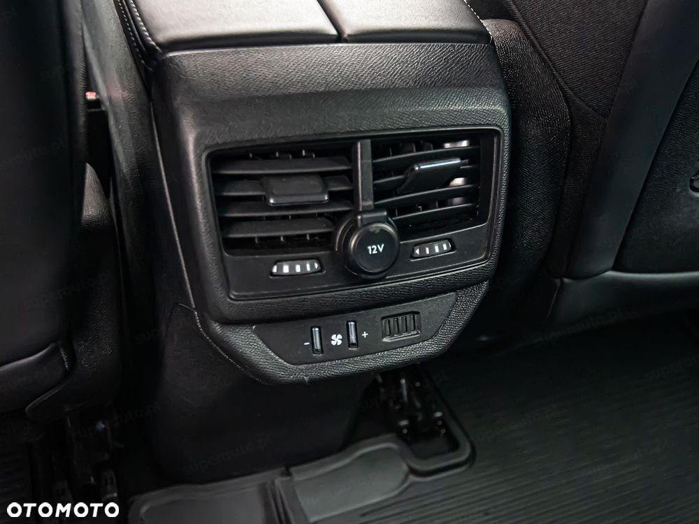 Peugeot 5008 1.5 BlueHDi Allure Pack S&S EAT8 - 23