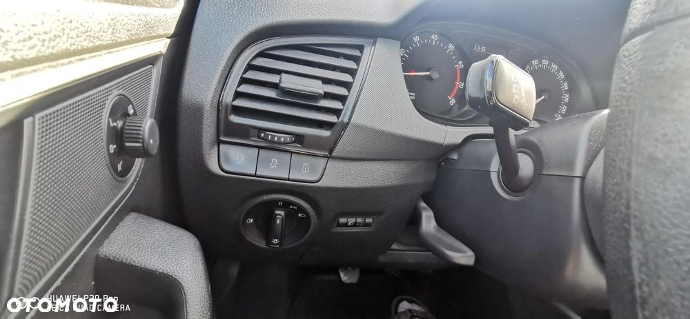 Skoda Fabia 1.2 TSI Active - 20