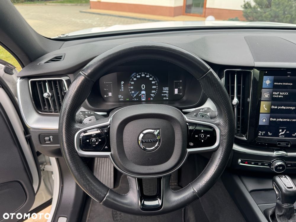 Volvo XC 60 T5 AWD Geartronic Momentum - 18