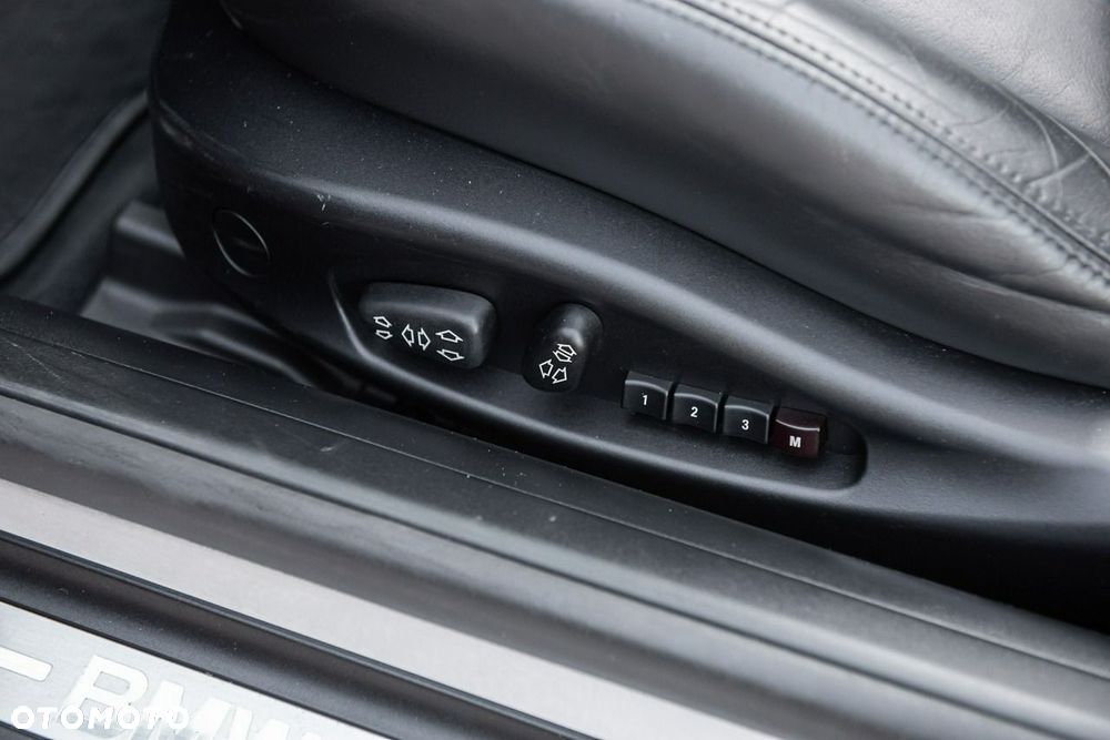 BMW Seria 3 330 Ci Edition Sport - 23