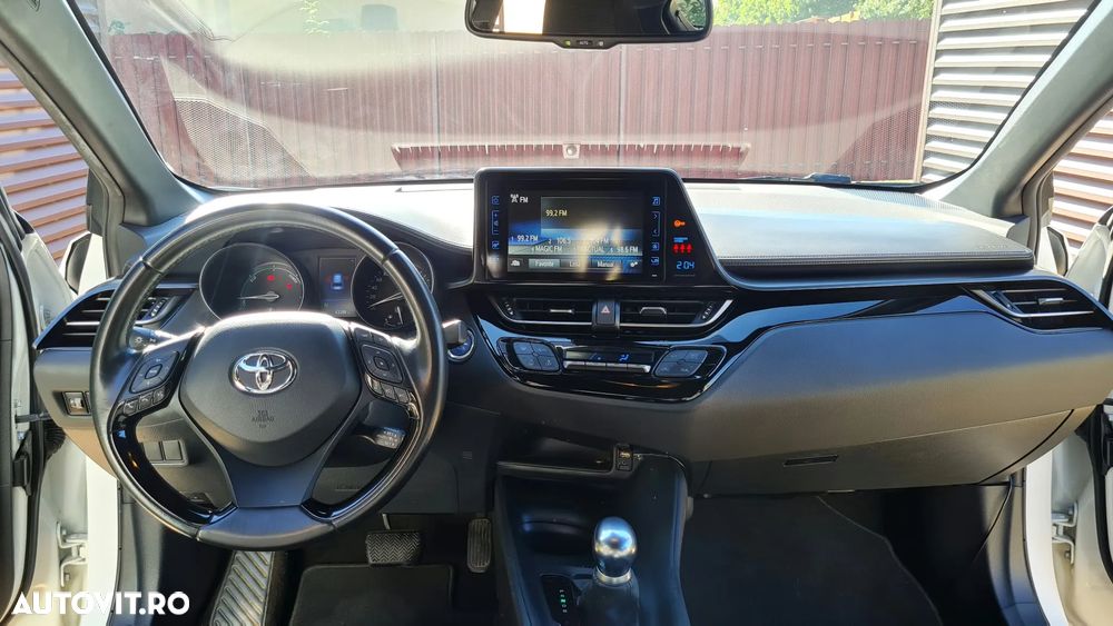TOYOTA C-HR 2019 — imagine 12