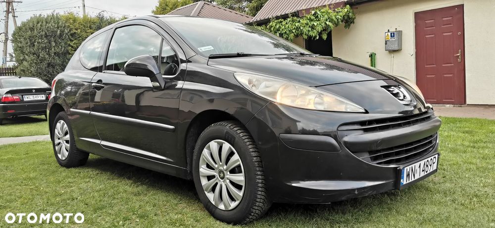 Peugeot 207 1.4 Presence Grand Prix - 1