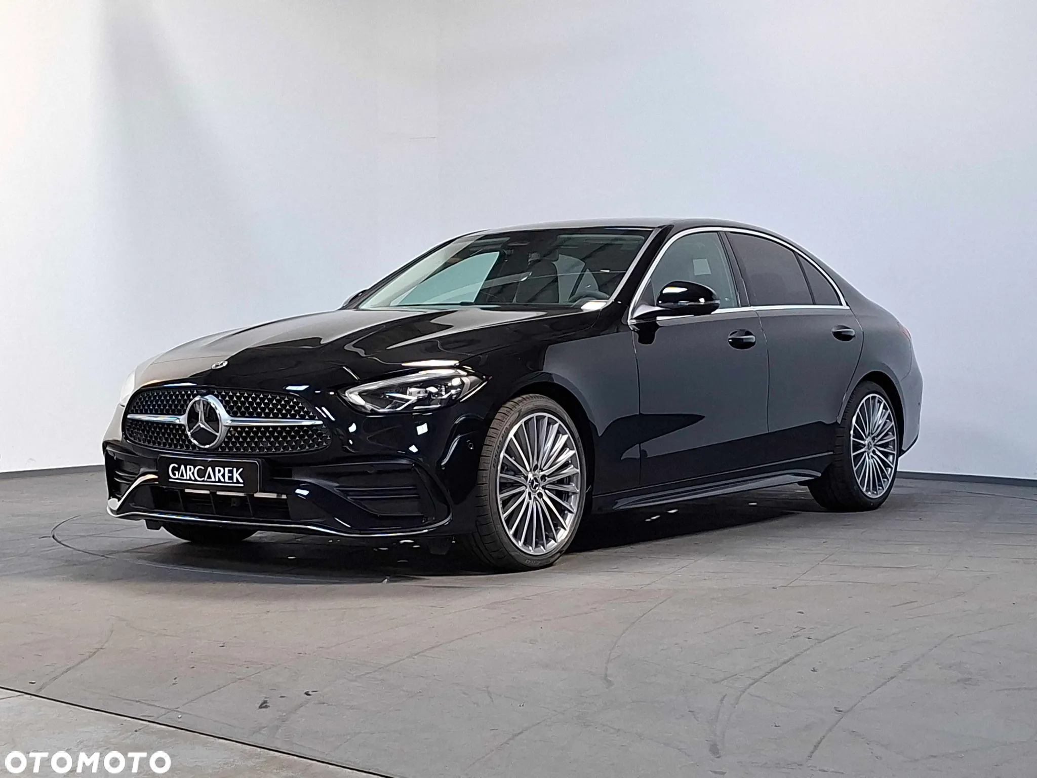 Mercedes-Benz Klasa C 180 mHEV AMG - 4