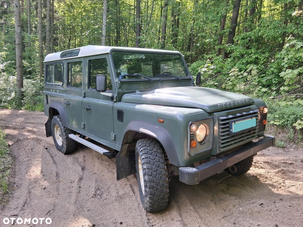 Land Rover Defender 2.4 TD4 SE - 26