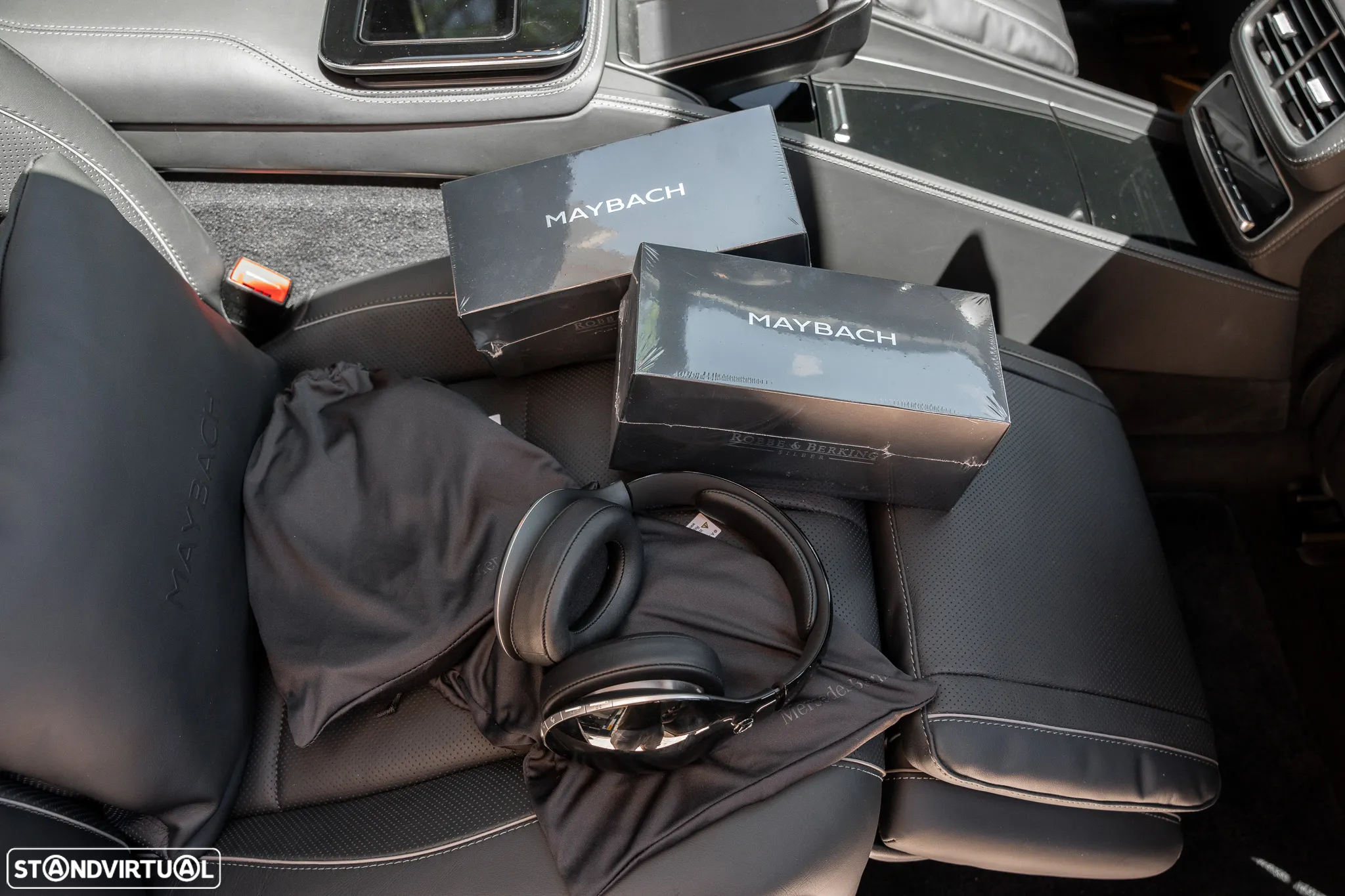 Mercedes-Benz GLS 600 Maybach 4Matic - 30