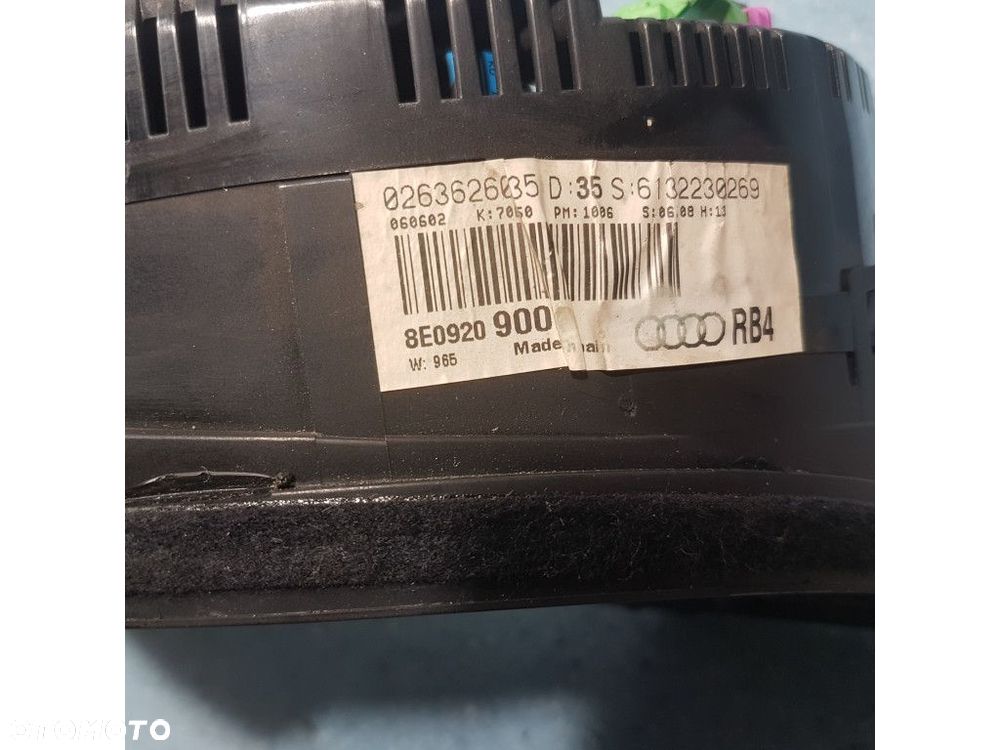 AUDI A4 B6 1.9 TDI AWX LICZNIK 8E0920900K - 6