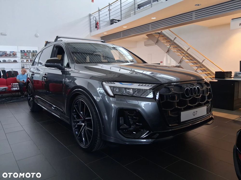 Audi Q7 60 TFSI e PHEV Quattro S Line Tiptr - 6