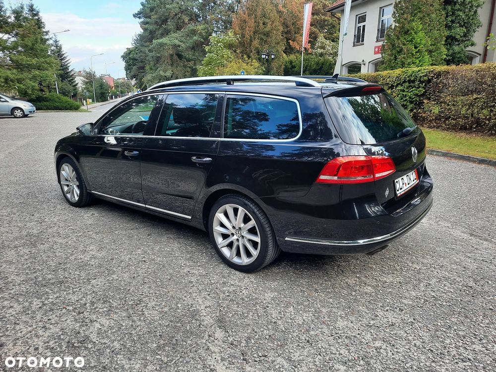 Volkswagen Passat 2.0 TDI Highline DSG - 8